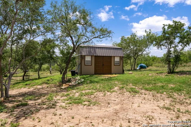 260 County Road 367 Hondo, TX 78861