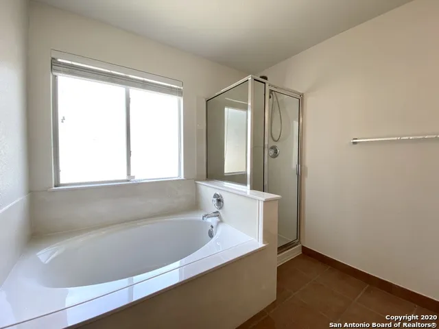 16511 CABALLO VALLEY Selma, TX 78154