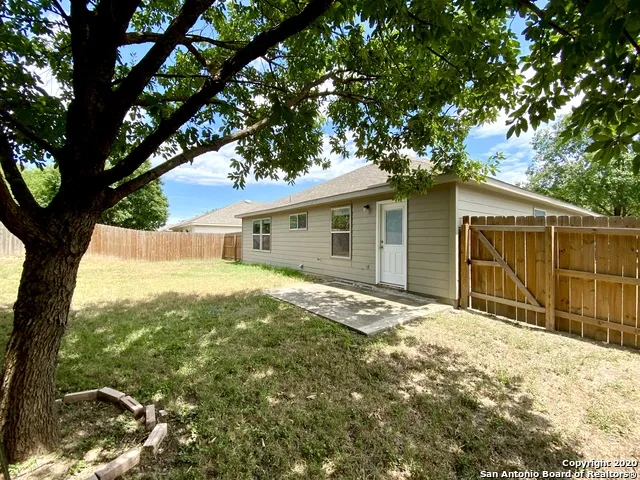 16511 CABALLO VALLEY Selma, TX 78154