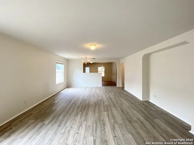 16511 CABALLO VALLEY Selma, TX 78154