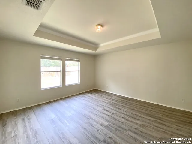 16511 CABALLO VALLEY Selma, TX 78154