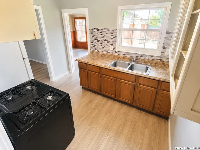 341 longview San Antonio, TX 78220