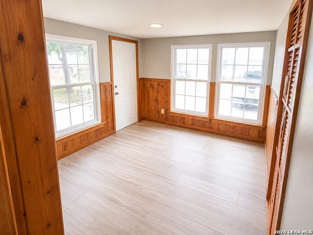 341 longview San Antonio, TX 78220