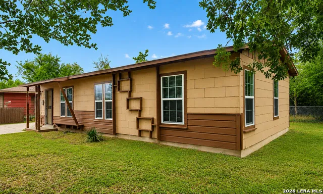341 longview San Antonio, TX 78220