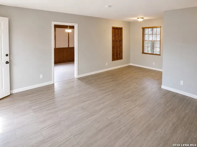 341 longview San Antonio, TX 78220