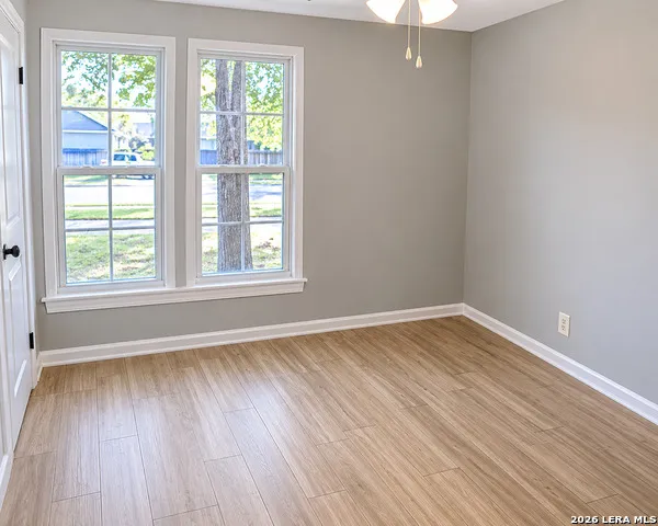 341 longview San Antonio, TX 78220