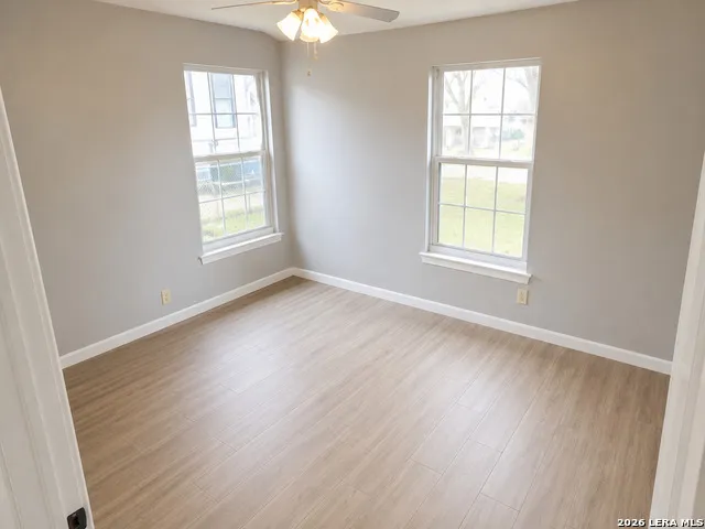 341 longview San Antonio, TX 78220