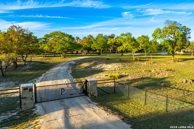 2873 Ranch Road 1888 Fredericksburg, TX 78624