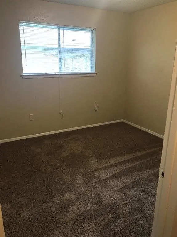 721 Lindenwood Drive Lancaster, TX 75134