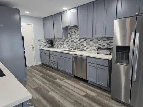 2539 Planters Row