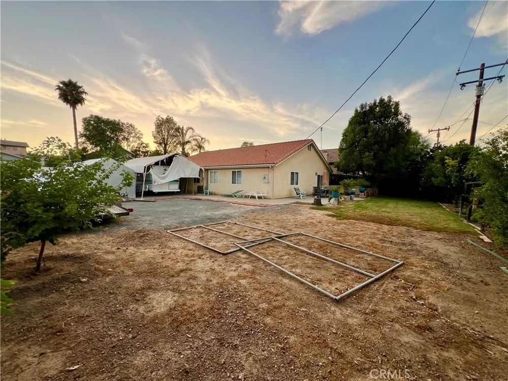 20310 State Street Corona, CA 92881