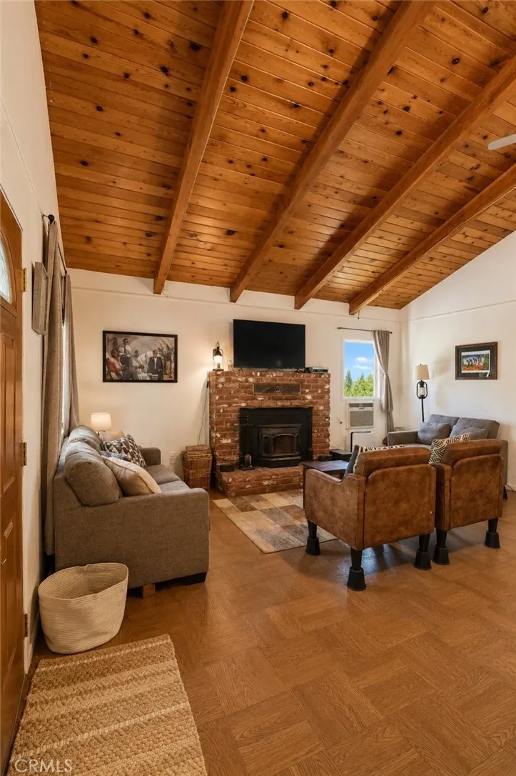 801 Santa Cruz Frazier Park, CA 93225