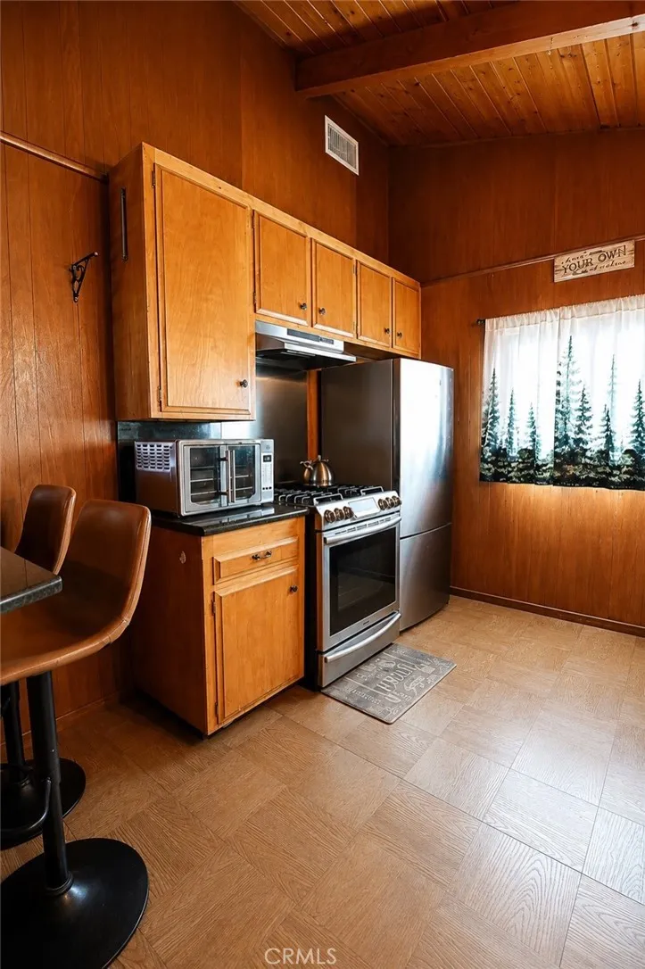 801 Santa Cruz Frazier Park, CA 93225