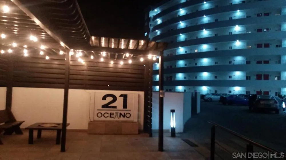 21 C Oceano Pacifico Other, CA 99999