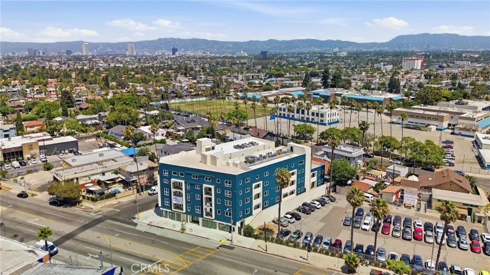 1818 S Norton Avenue #311 Los Angeles, CA 90018