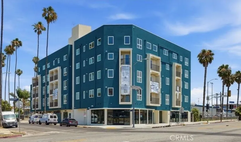 1818 S Norton Avenue #311 Los Angeles, CA 90018