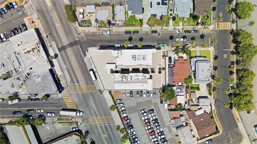 1818 S Norton Avenue #311 Los Angeles, CA 90018