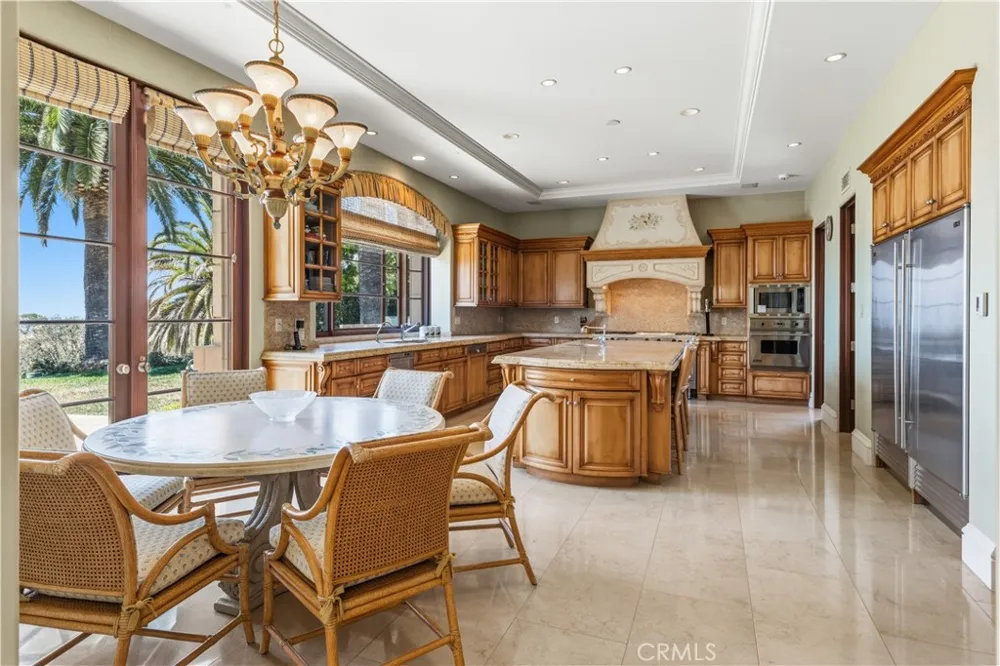 64 Laurel Drive Rancho Palos Verdes, CA 90275