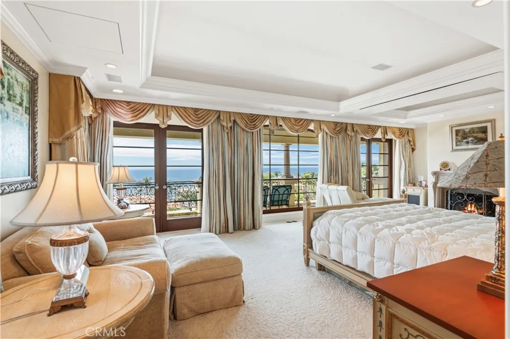 64 Laurel Drive Rancho Palos Verdes, CA 90275