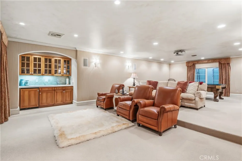64 Laurel Drive Rancho Palos Verdes, CA 90275