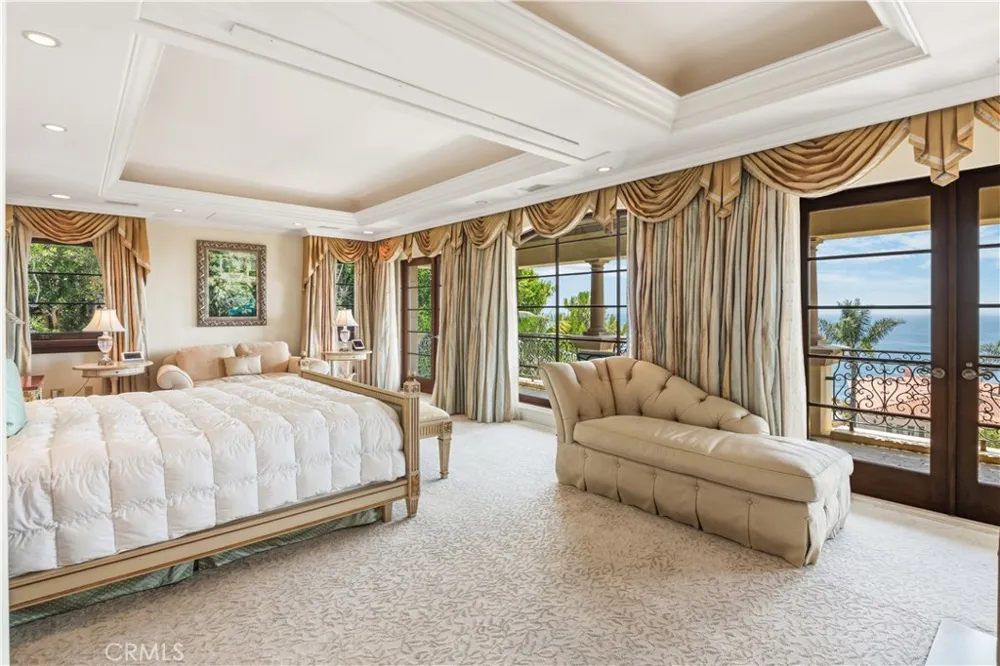 64 Laurel Drive Rancho Palos Verdes, CA 90275