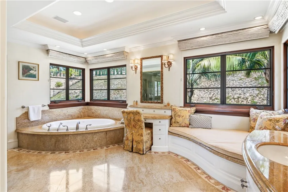 64 Laurel Drive Rancho Palos Verdes, CA 90275