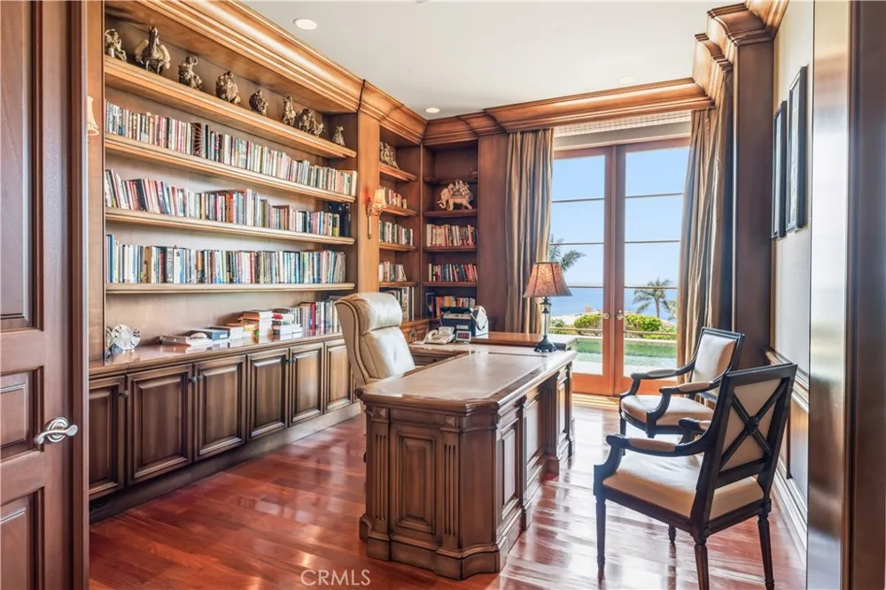 64 Laurel Drive Rancho Palos Verdes, CA 90275
