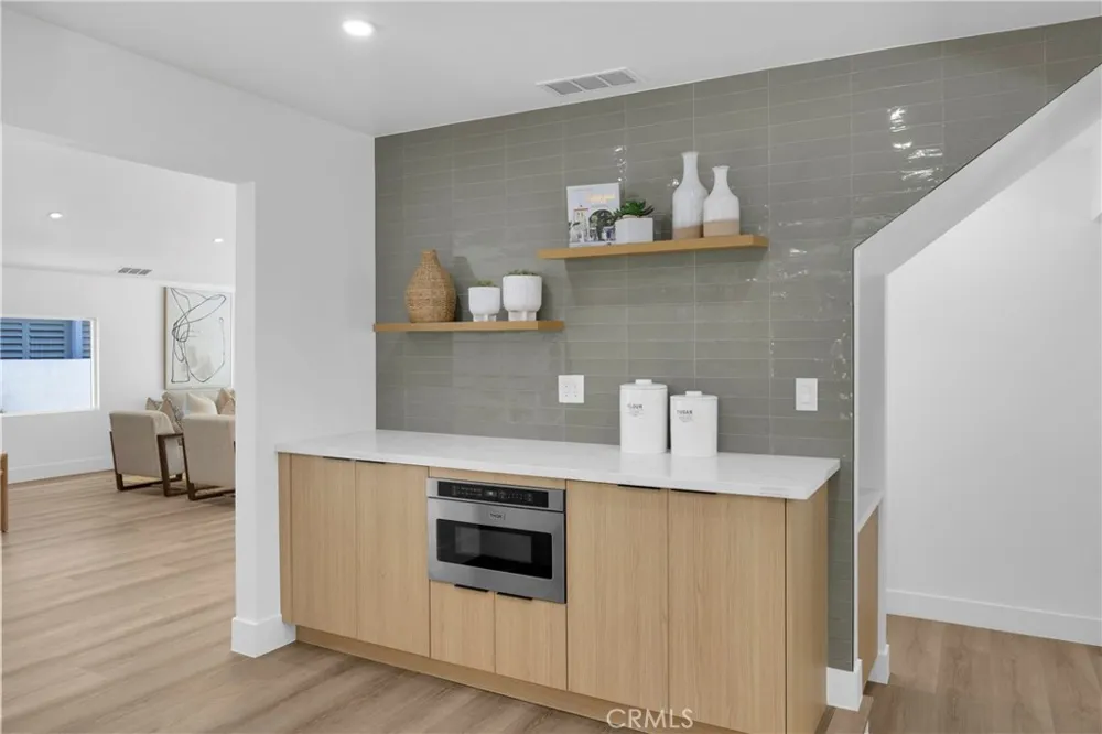 4232 Pierson Drive Huntington Beach, CA 92649