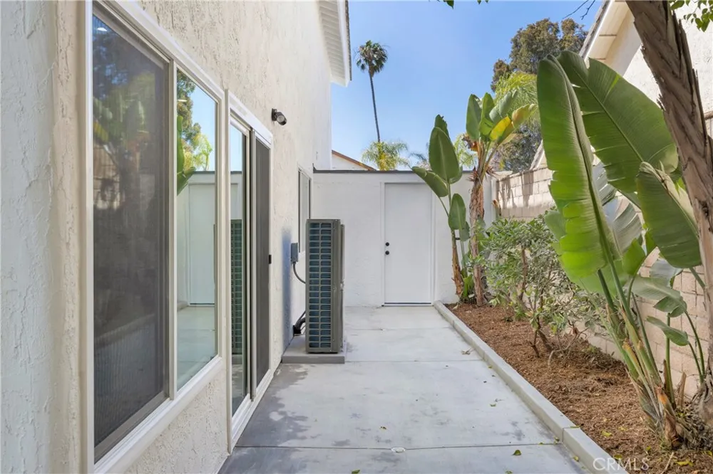 4232 Pierson Drive Huntington Beach, CA 92649
