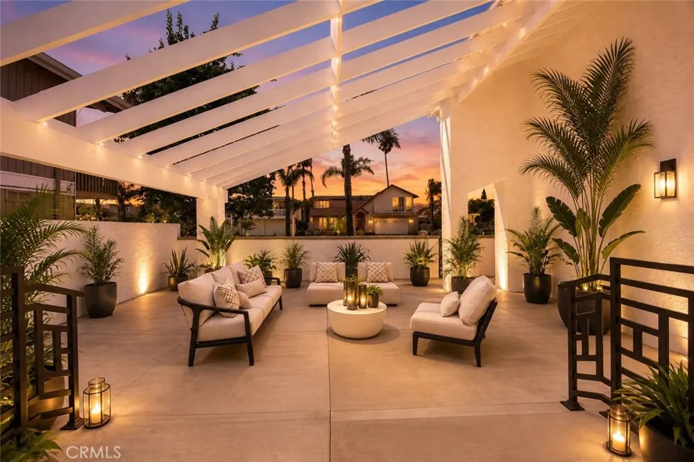 4232 Pierson Drive Huntington Beach, CA 92649