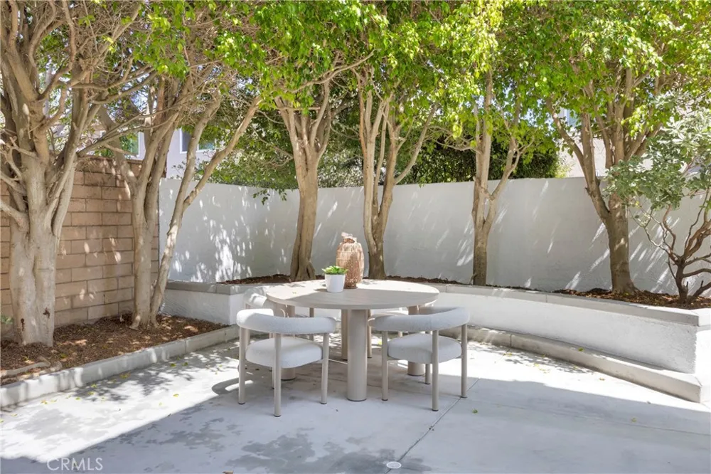 4232 Pierson Drive Huntington Beach, CA 92649
