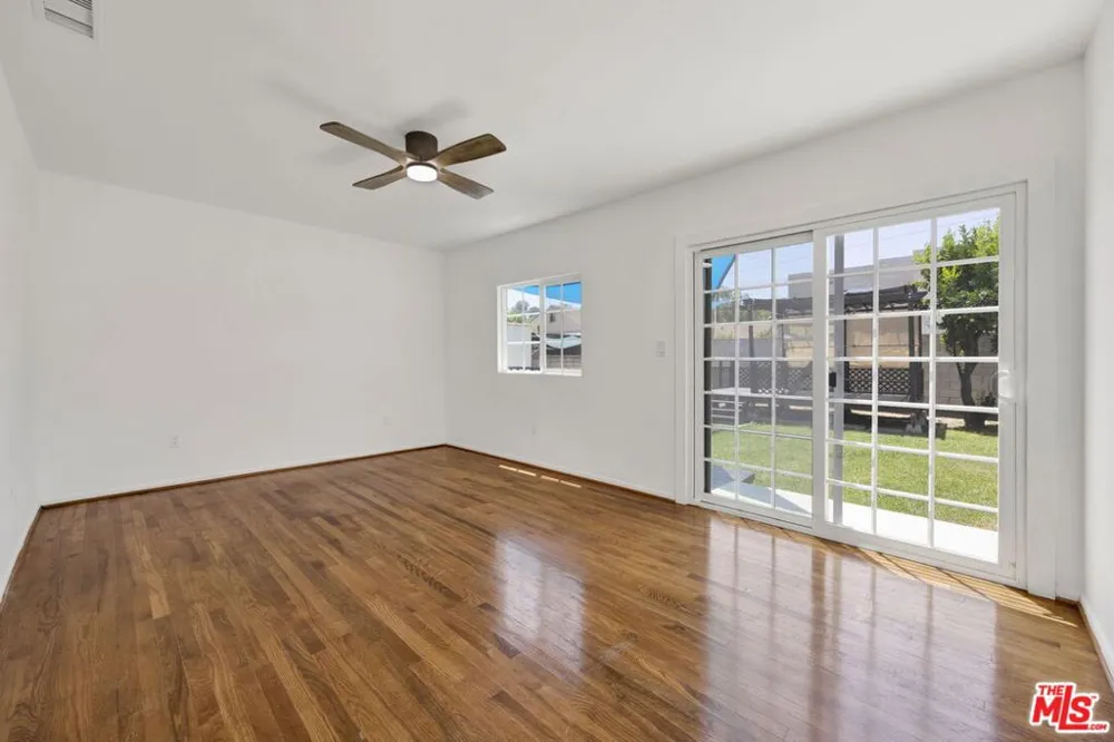 4157 W Avenue 40 Los Angeles, CA 90065
