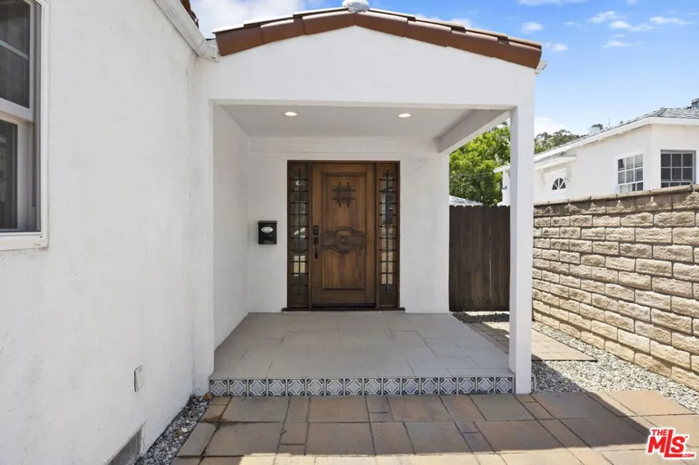 4157 W Avenue 40 Los Angeles, CA 90065