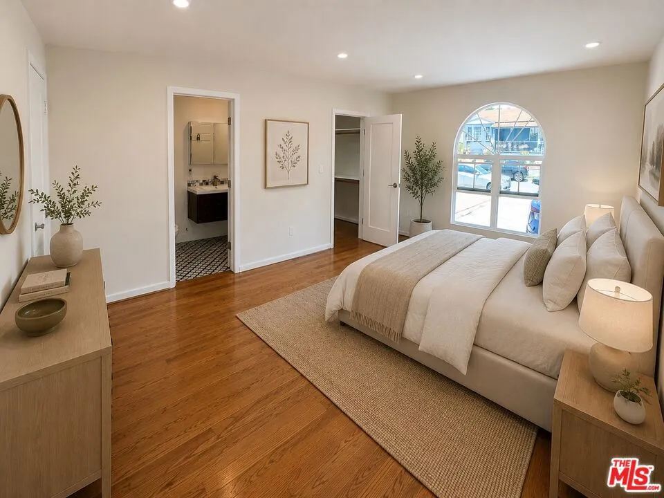 4157 W Avenue 40 Los Angeles, CA 90065