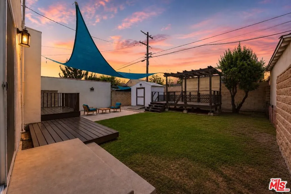 4157 W Avenue 40 Los Angeles, CA 90065