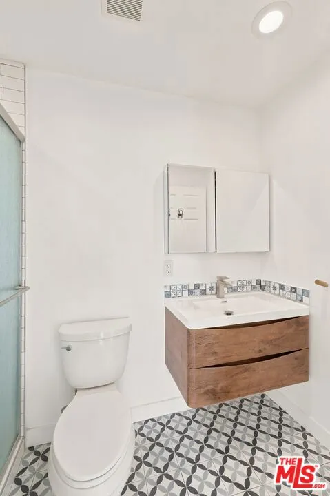 4157 W Avenue 40 Los Angeles, CA 90065