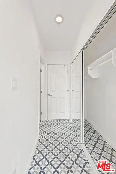 4157 W Avenue 40 Los Angeles, CA 90065