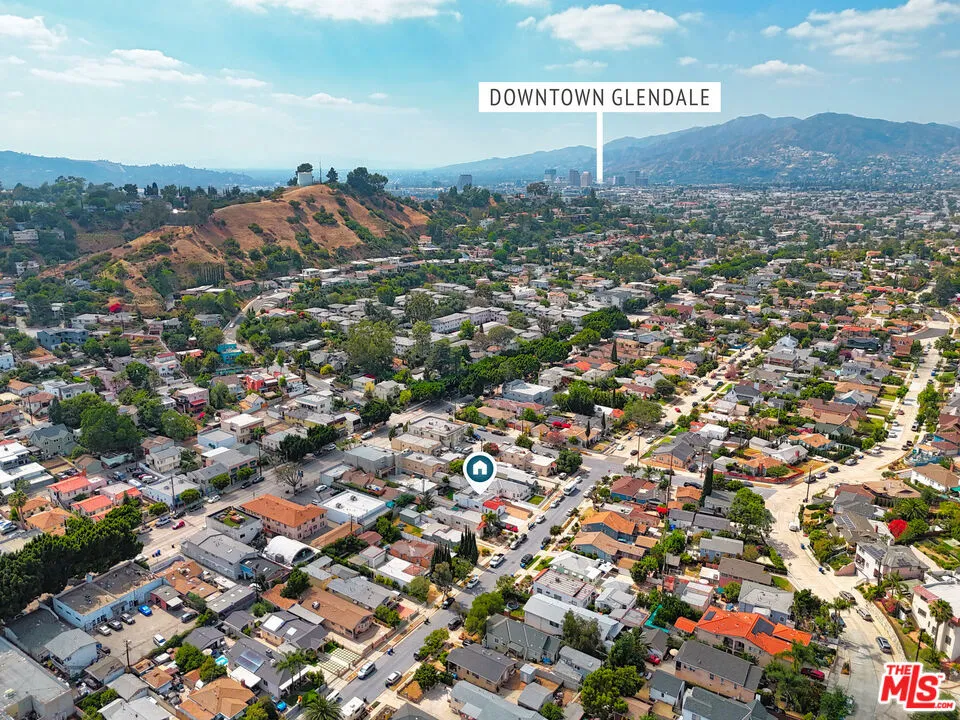 4157 W Avenue 40 Los Angeles, CA 90065
