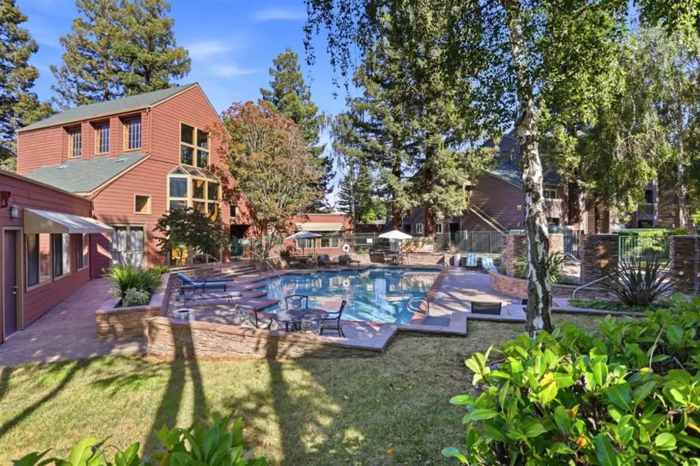 1211 Yarwood Court San Jose, CA 95128