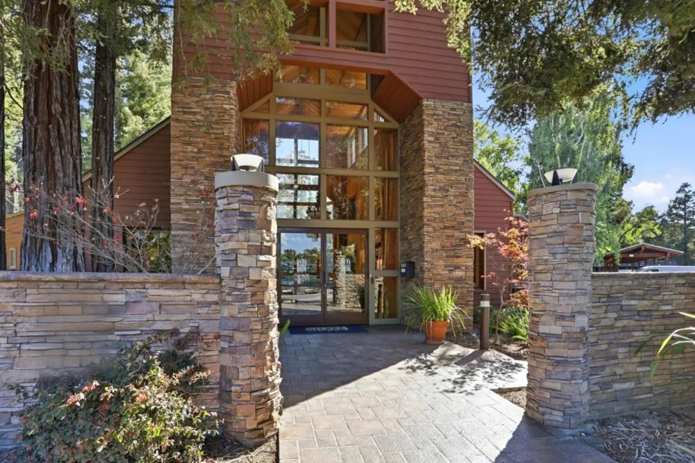 1211 Yarwood Court San Jose, CA 95128