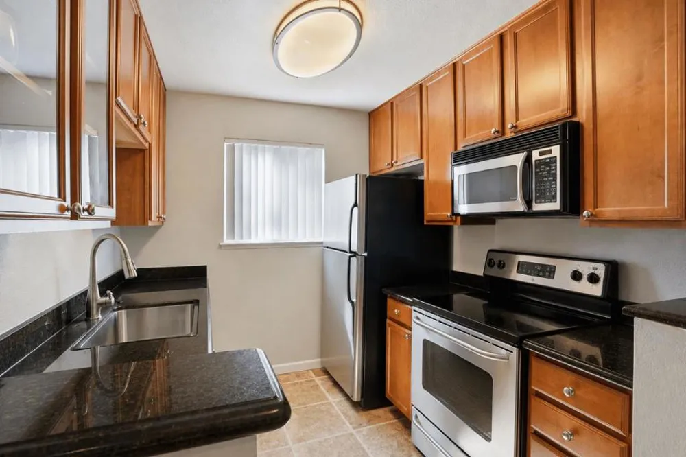 1211 Yarwood Court San Jose, CA 95128