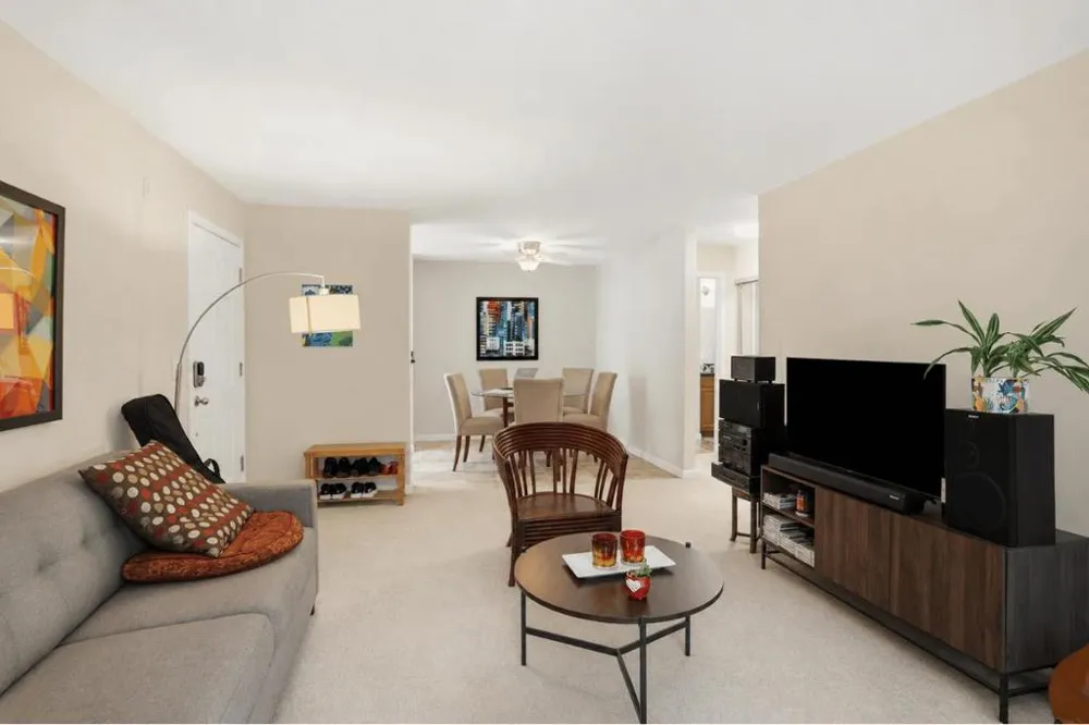 1211 Yarwood Court San Jose, CA 95128