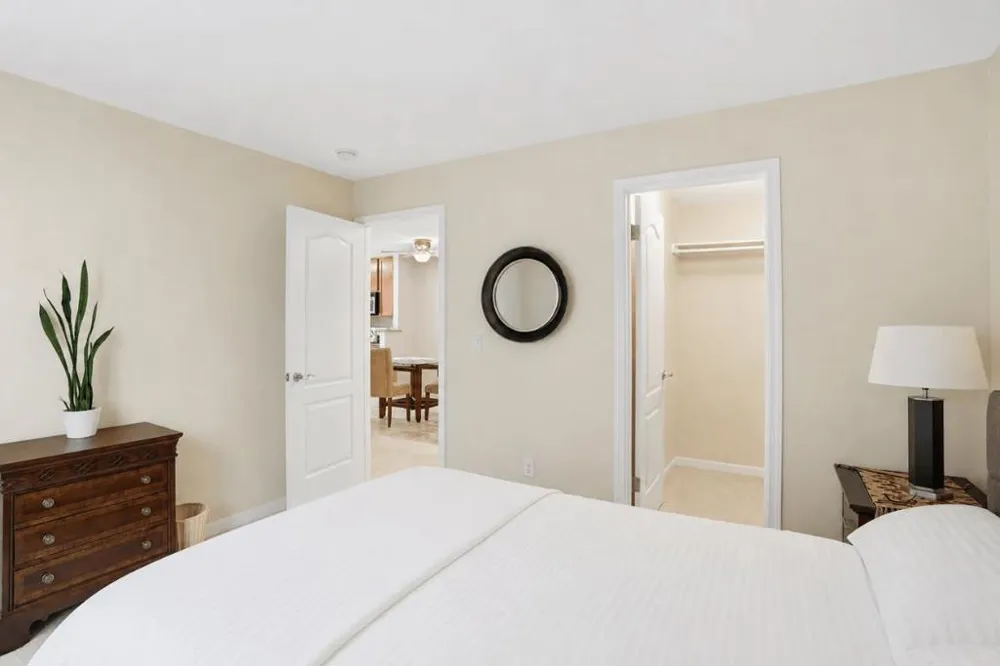 1211 Yarwood Court San Jose, CA 95128