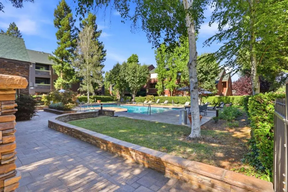 1211 Yarwood Court San Jose, CA 95128