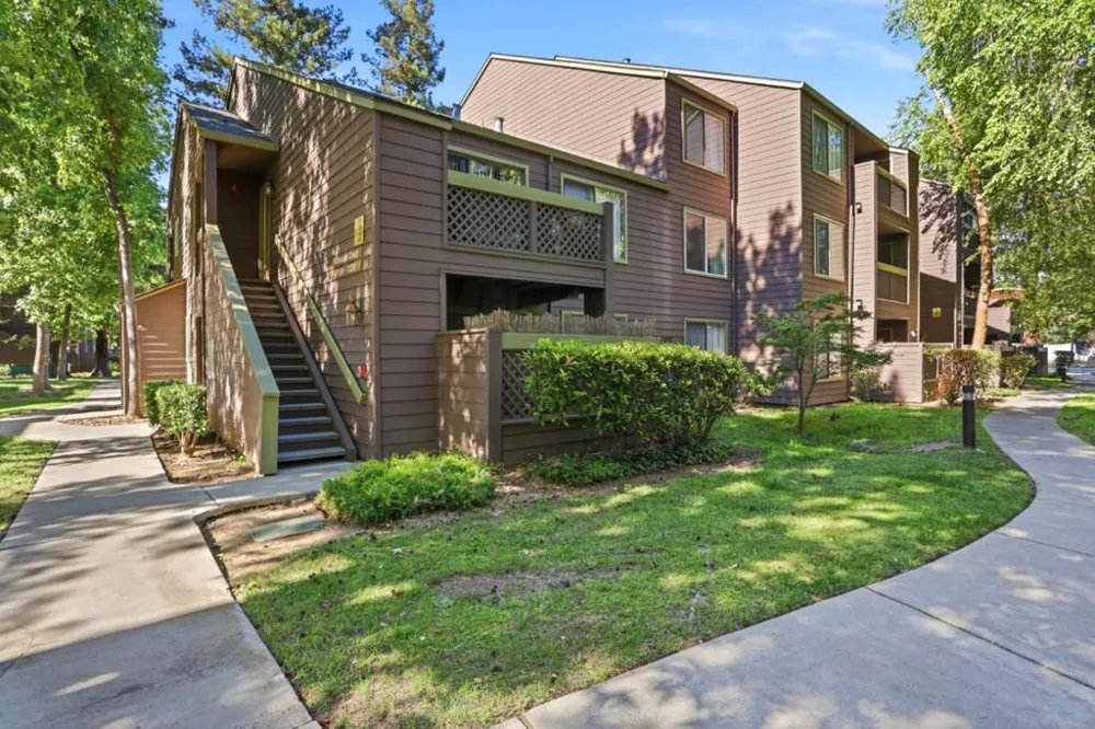 1211 Yarwood Court San Jose, CA 95128
