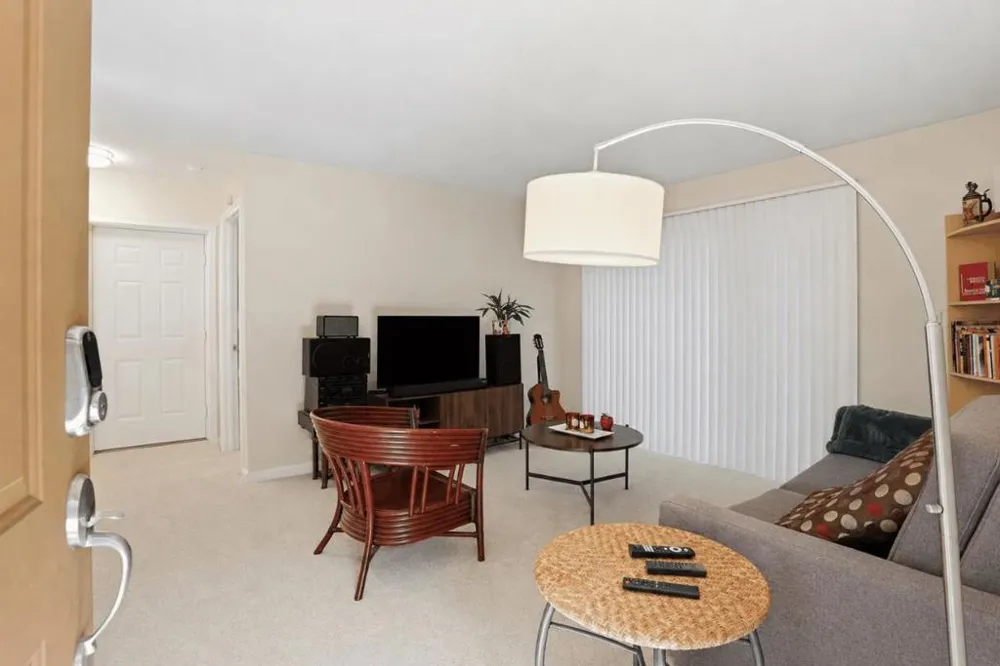 1211 Yarwood Court San Jose, CA 95128