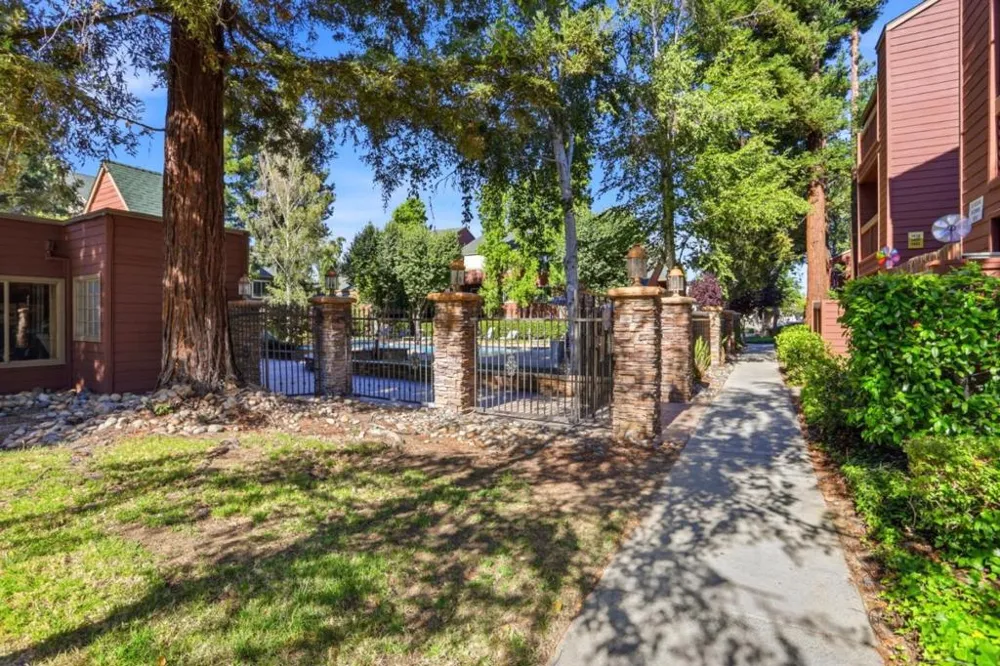 1211 Yarwood Court San Jose, CA 95128