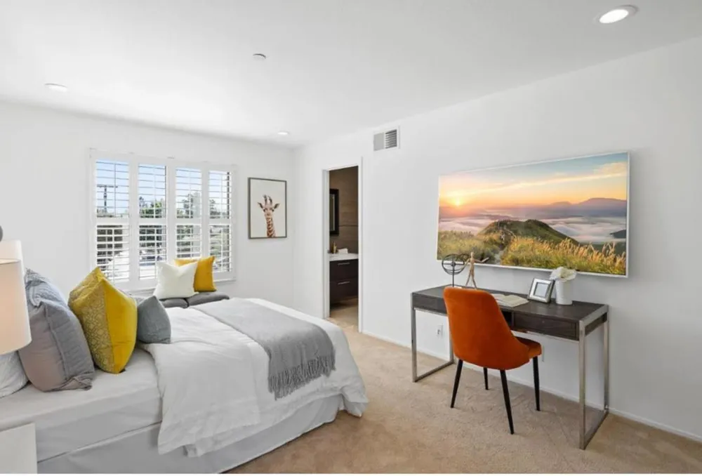 951 La Mesa Terrace #A Sunnyvale, CA 94086