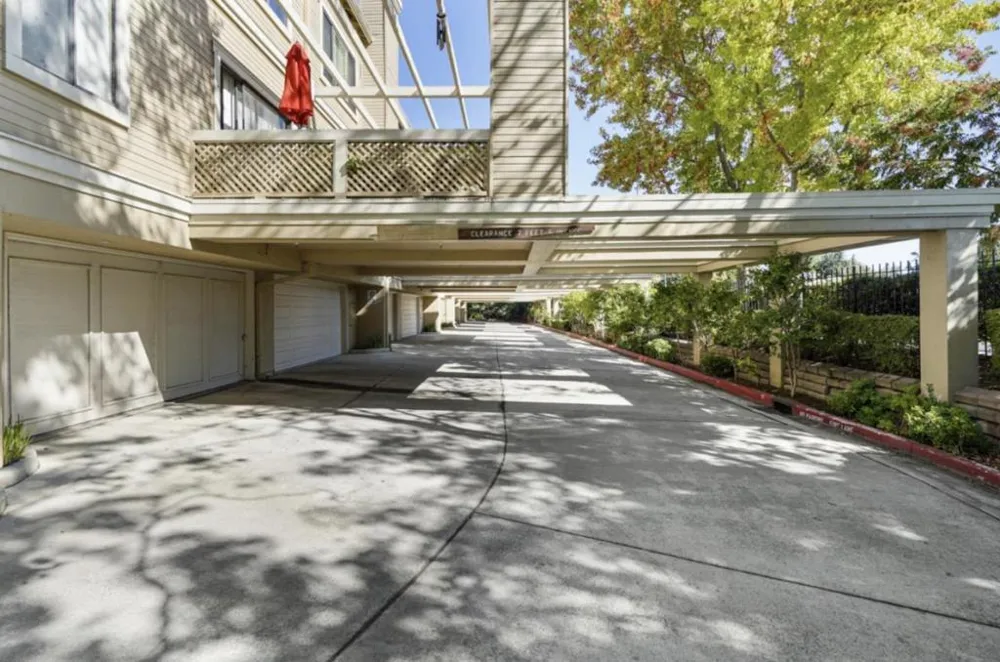 951 La Mesa Terrace #A Sunnyvale, CA 94086
