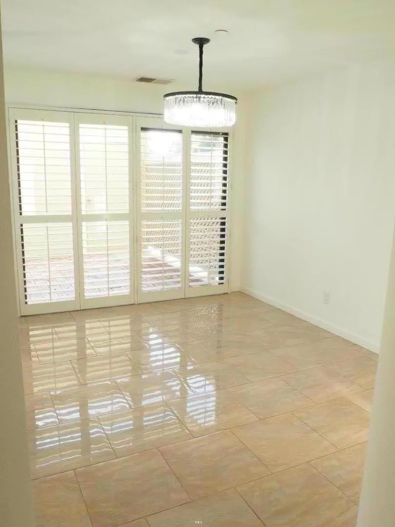 951 La Mesa Terrace #A Sunnyvale, CA 94086